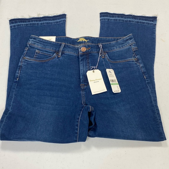 NWT Tommy Bahama Indigo Demi Boot denim jeans, Cropped, Size 8 - Picture 1 of 13